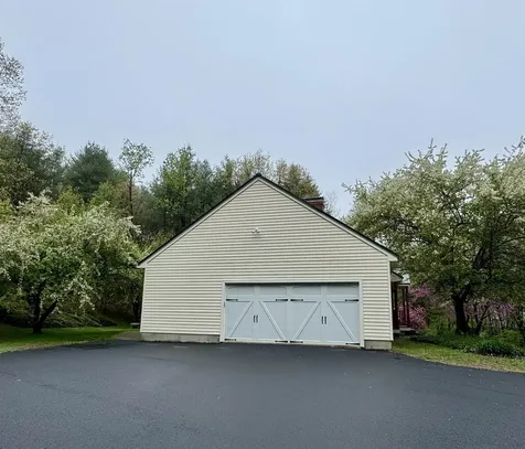17 Ches Mae Lane Milford NH 03055