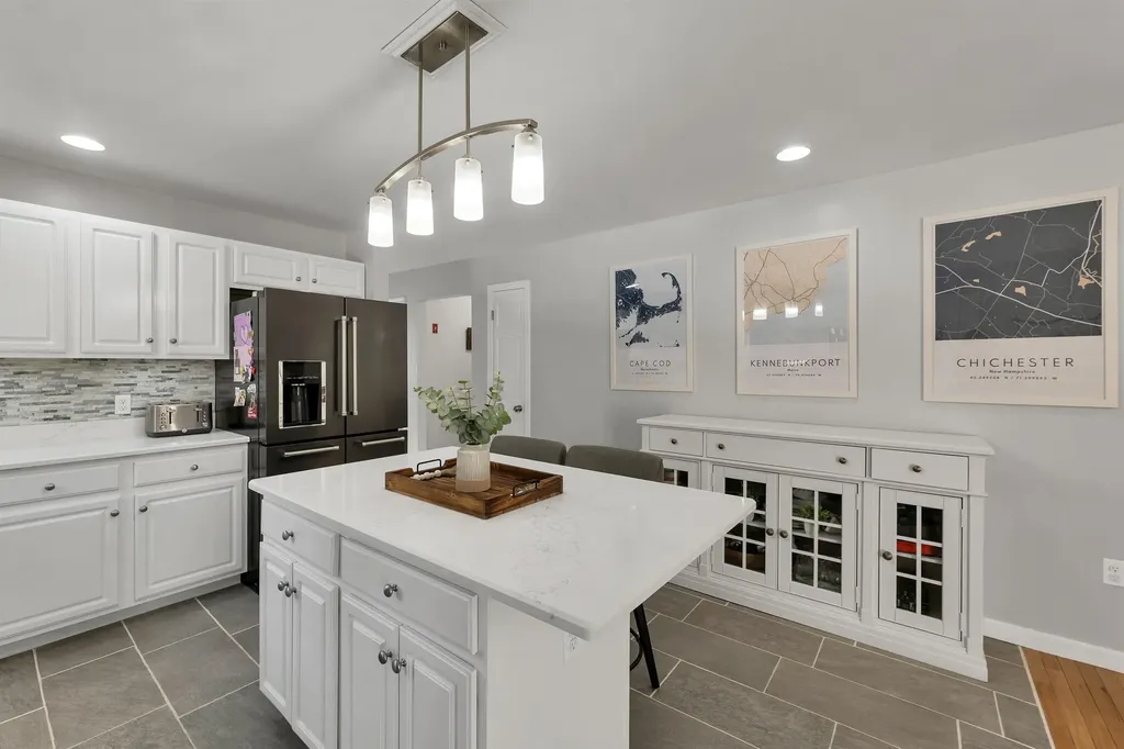 43 Cross Road Chichester NH 03258