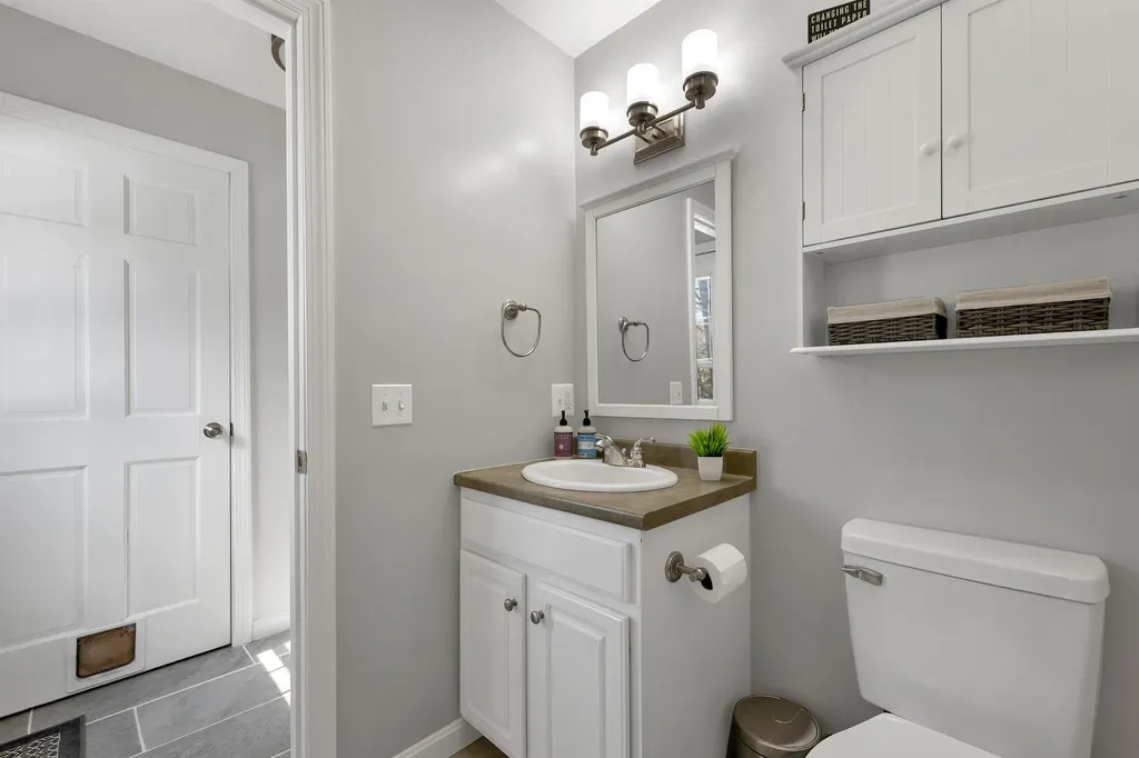 43 Cross Road Chichester NH 03258