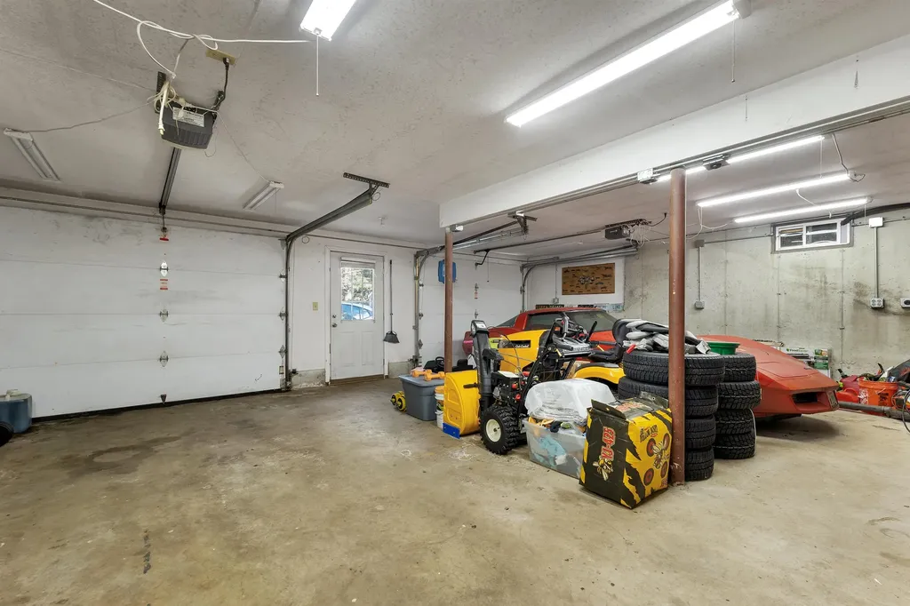 43 Cross Road Chichester NH 03258