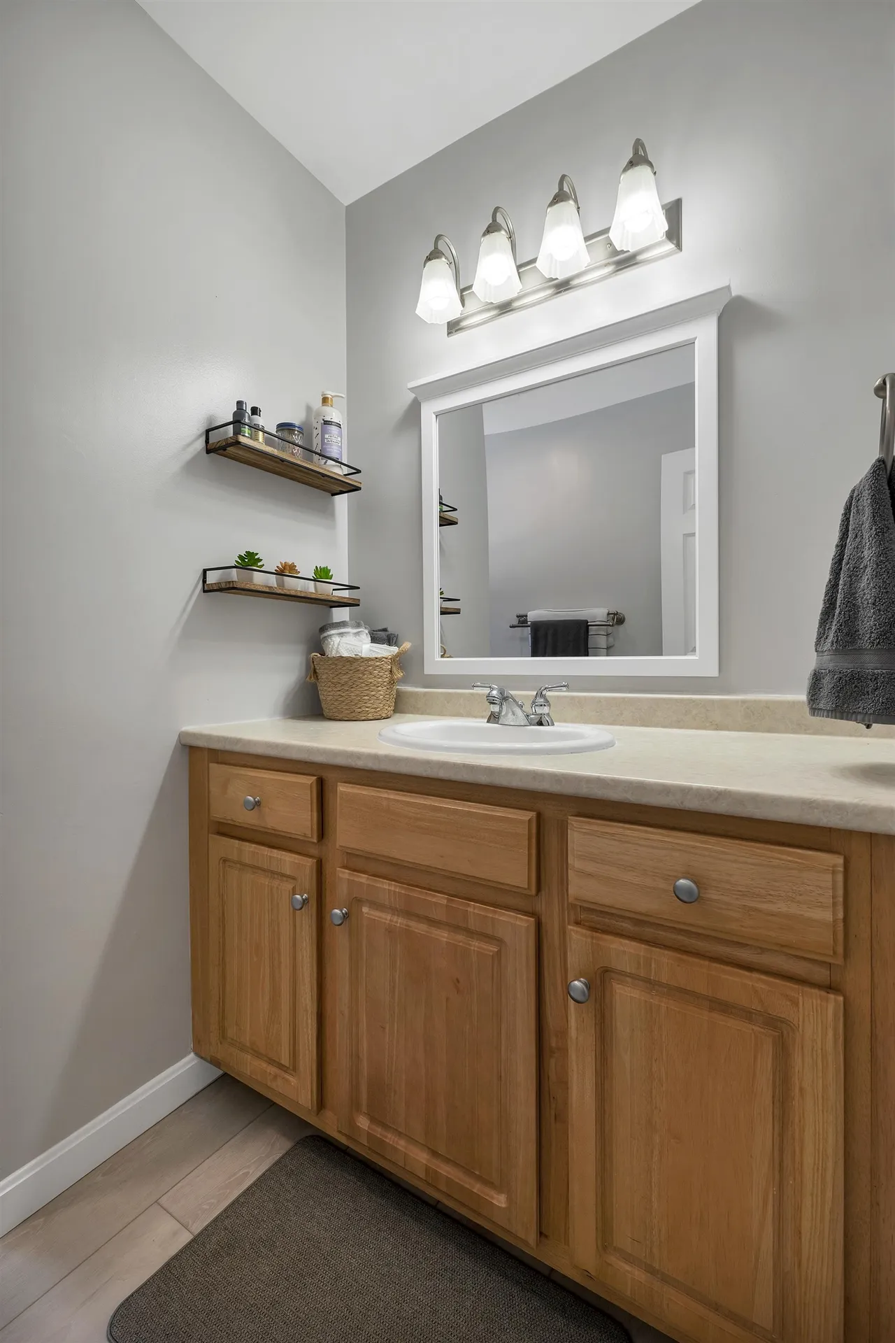 43 Cross Road Chichester NH 03258