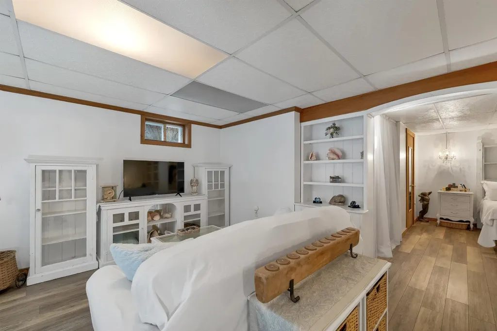 233 Ossipee Mountain Road Moultonborough NH 03254