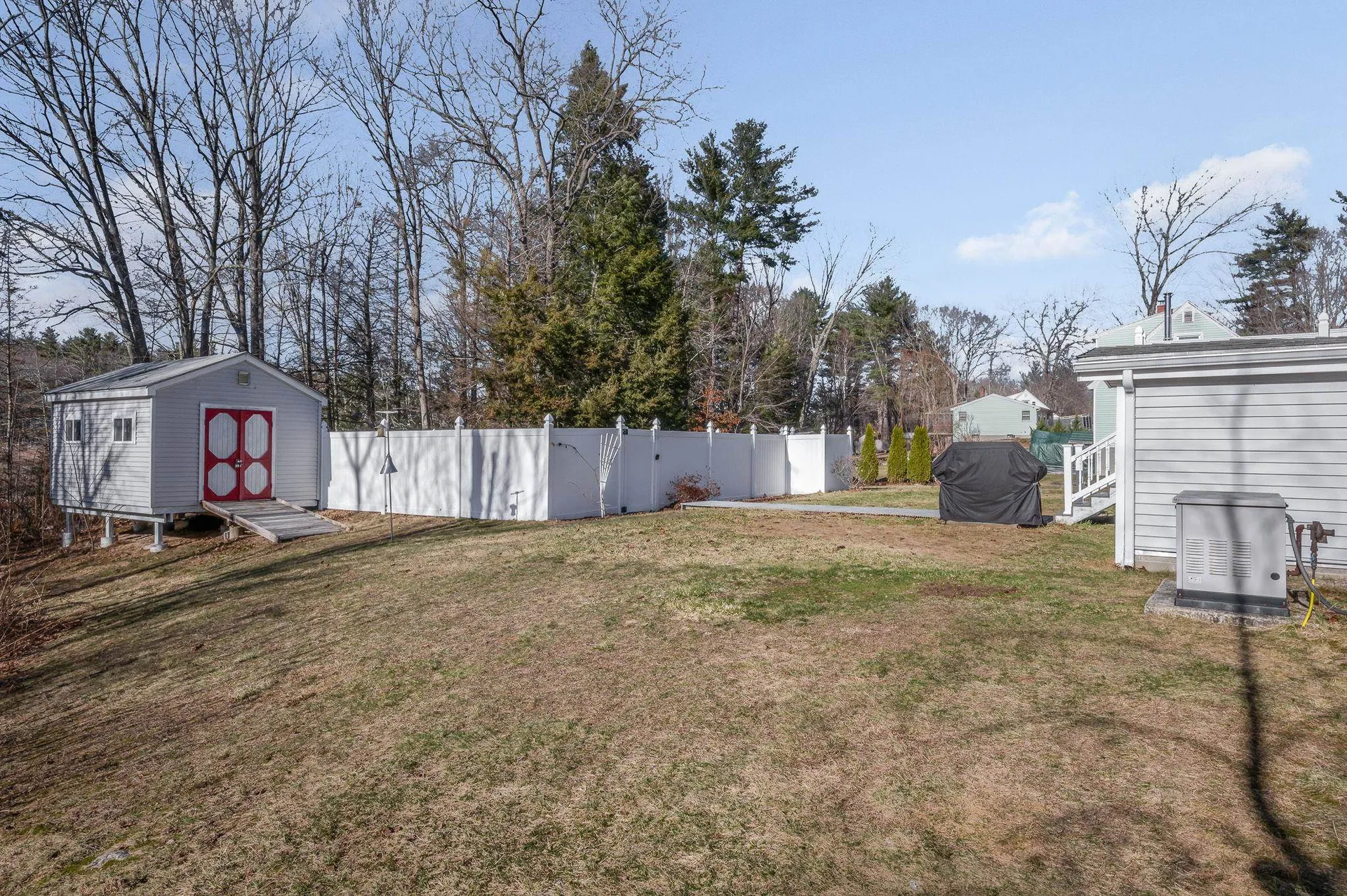4 Paul Avenue Derry NH 03038