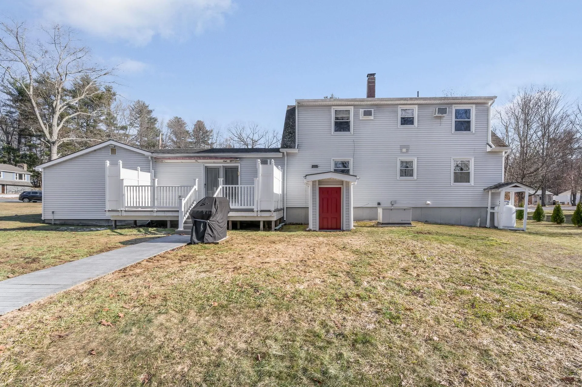4 Paul Avenue Derry NH 03038