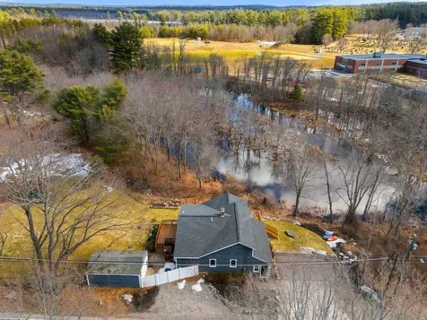 62 Hooksett Road Auburn NH 03032