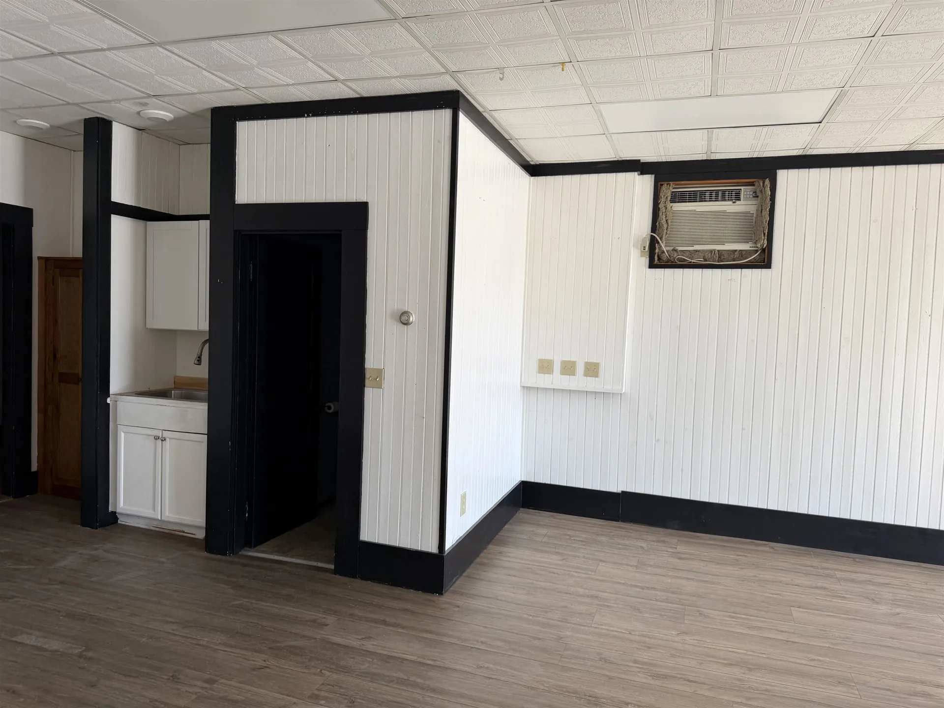 22 Middle Street Lancaster NH 03584