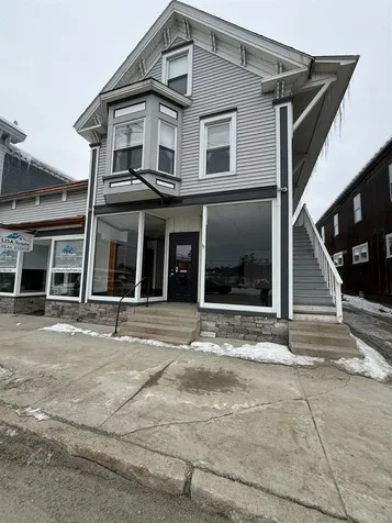22 Middle Street Lancaster NH 03584