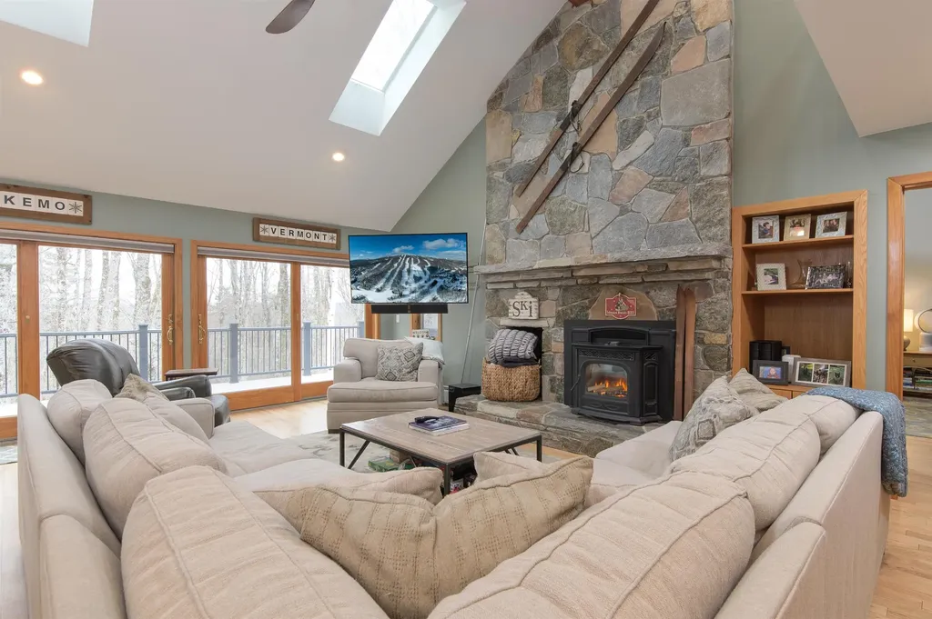 28 Mountain View Drive Ludlow VT 05149