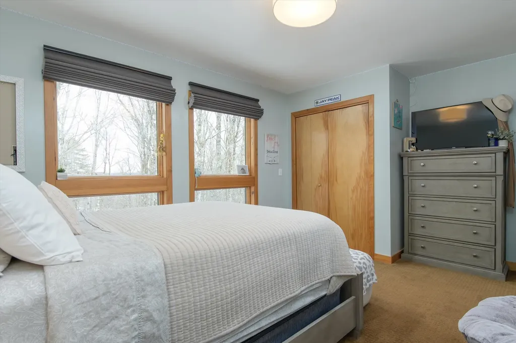 28 Mountain View Drive Ludlow VT 05149