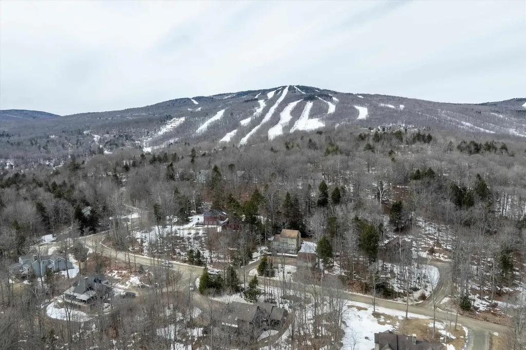28 Mountain View Drive Ludlow VT 05149