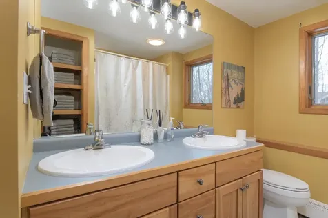 28 Mountain View Drive Ludlow VT 05149