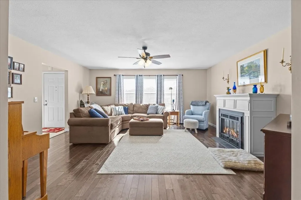 26 Cabot Drive Essex VT 05452