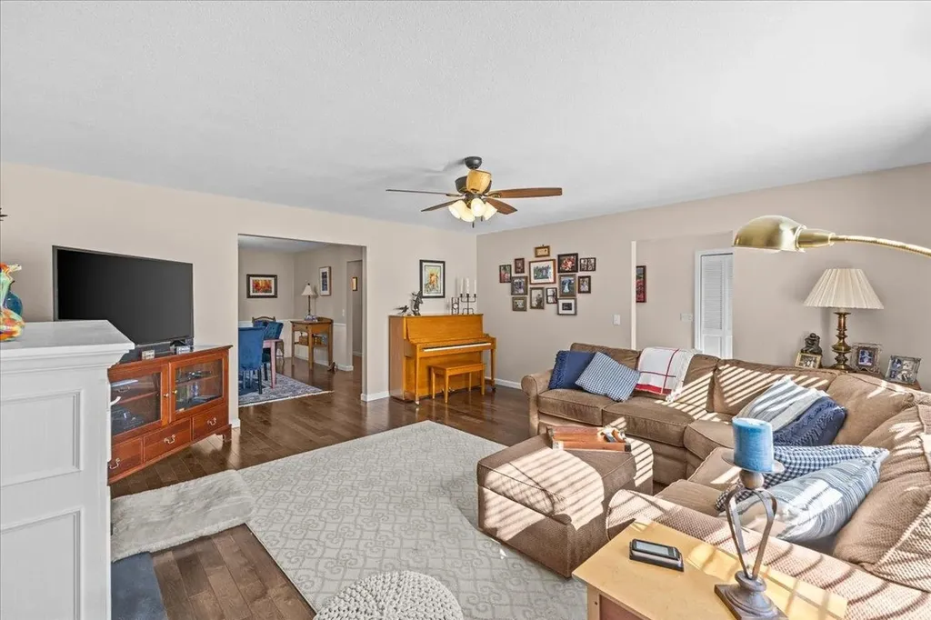 26 Cabot Drive Essex VT 05452