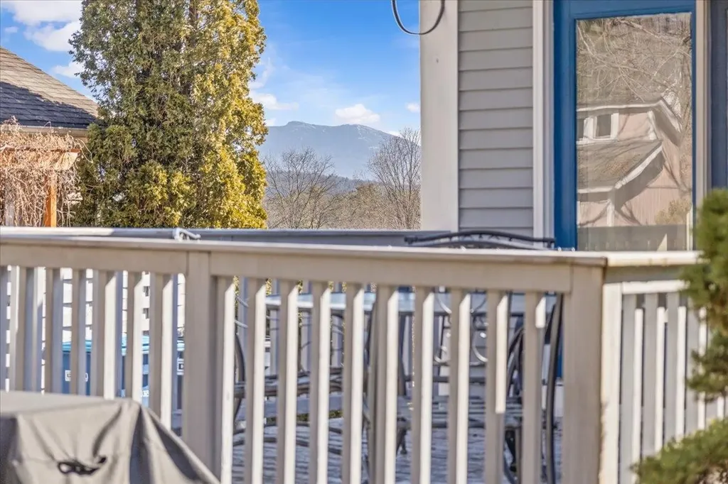 26 Cabot Drive Essex VT 05452