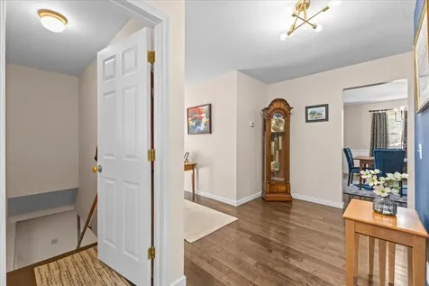 26 Cabot Drive Essex VT 05452