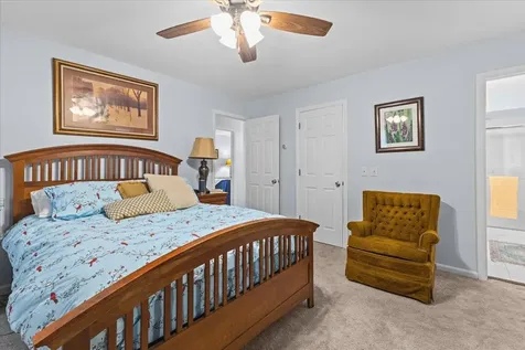 26 Cabot Drive Essex VT 05452