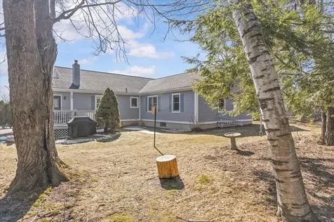 26 Cabot Drive Essex VT 05452
