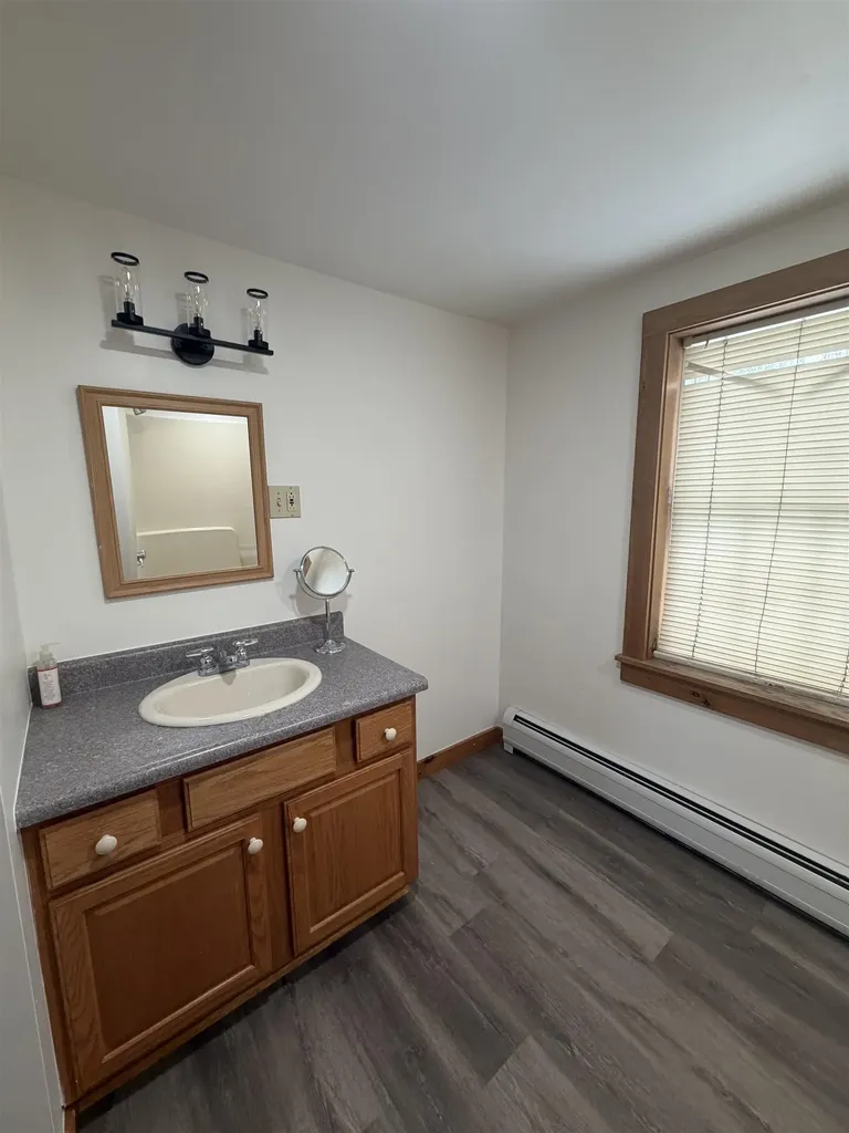 211 Main Street Ludlow VT 05149-1010