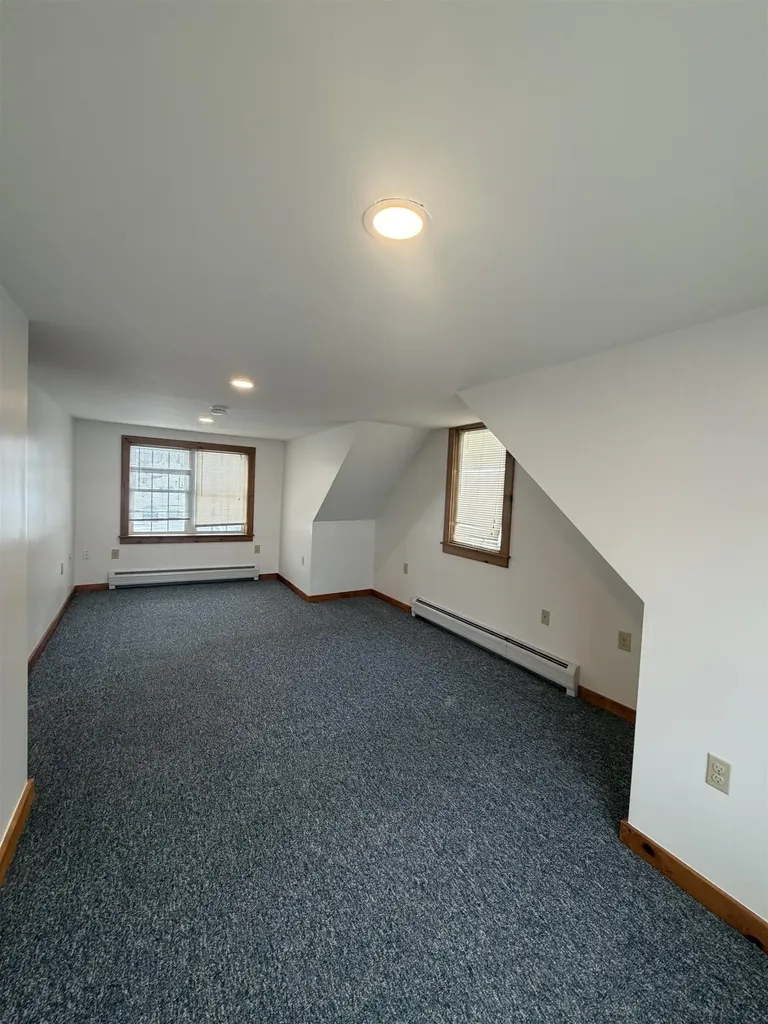 211 Main Street Ludlow VT 05149-1010