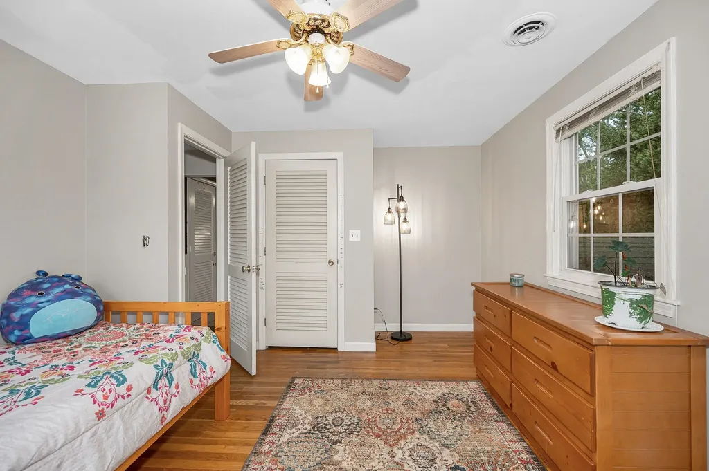 7 Douglas Drive Salem NH 03079