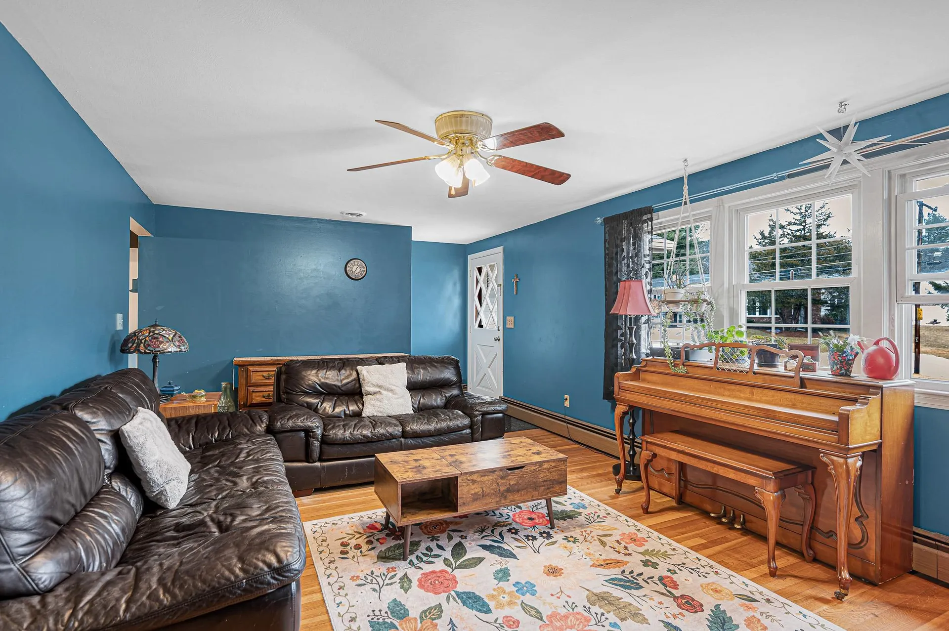 7 Douglas Drive Salem NH 03079