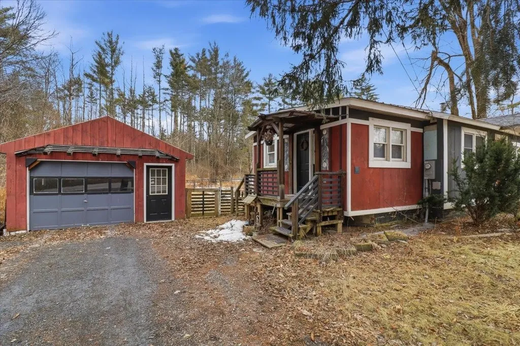 1313 Route 30 South Castleton VT 05735