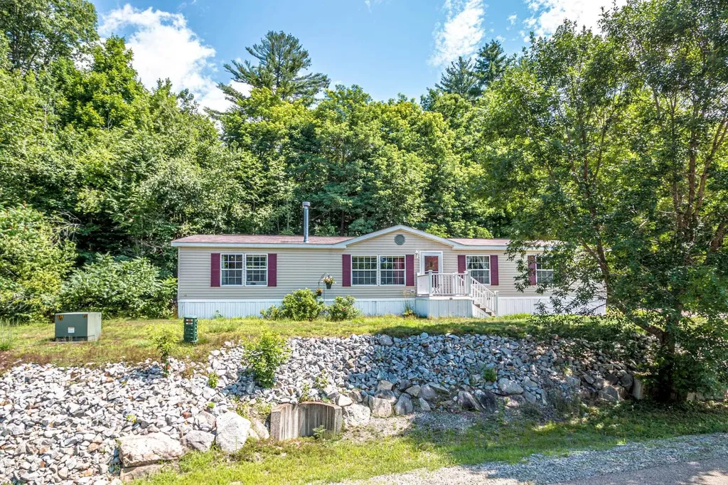 20 Lighthouse Lane Conway NH 03860
