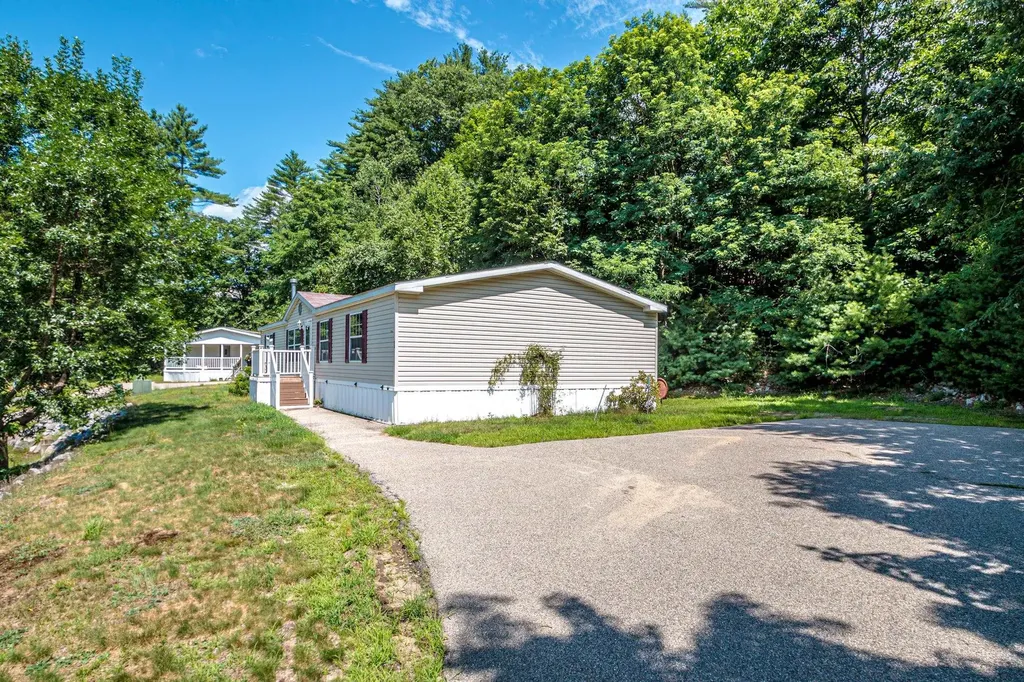 20 Lighthouse Lane Conway NH 03860