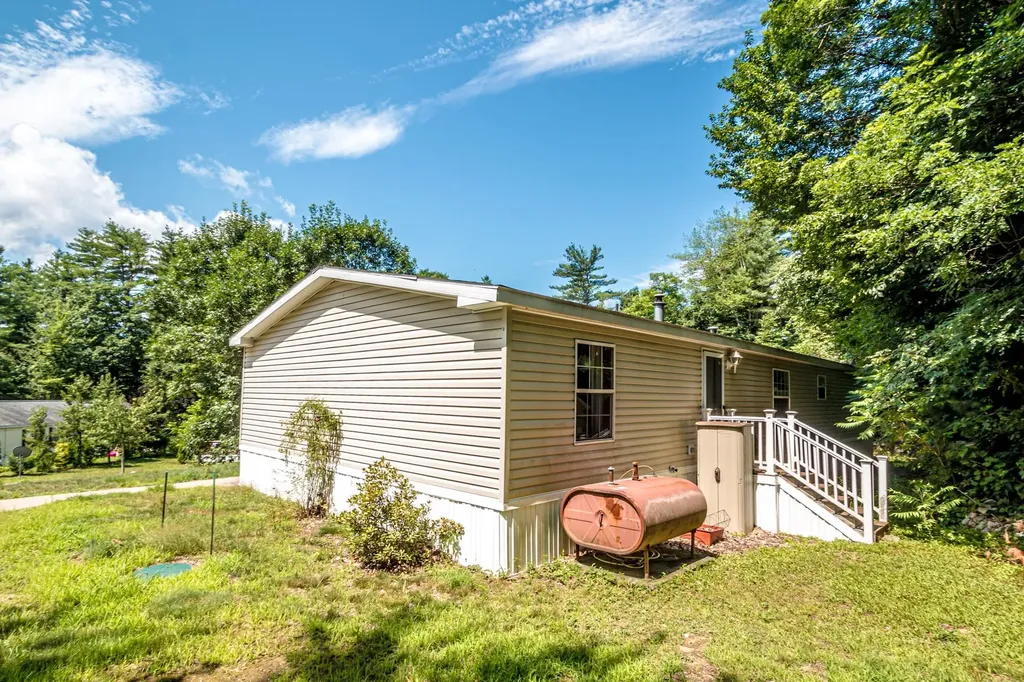 20 Lighthouse Lane Conway NH 03860