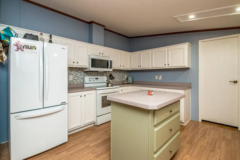 20 Lighthouse Lane Conway NH 03860