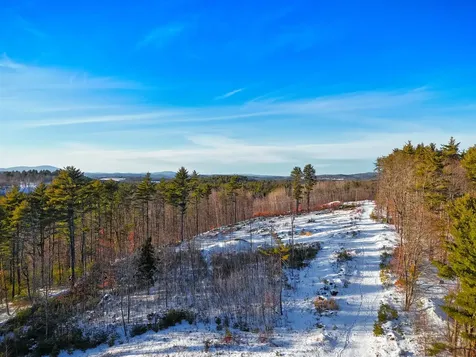 15 Hot Hole Pond Road Concord NH 03301