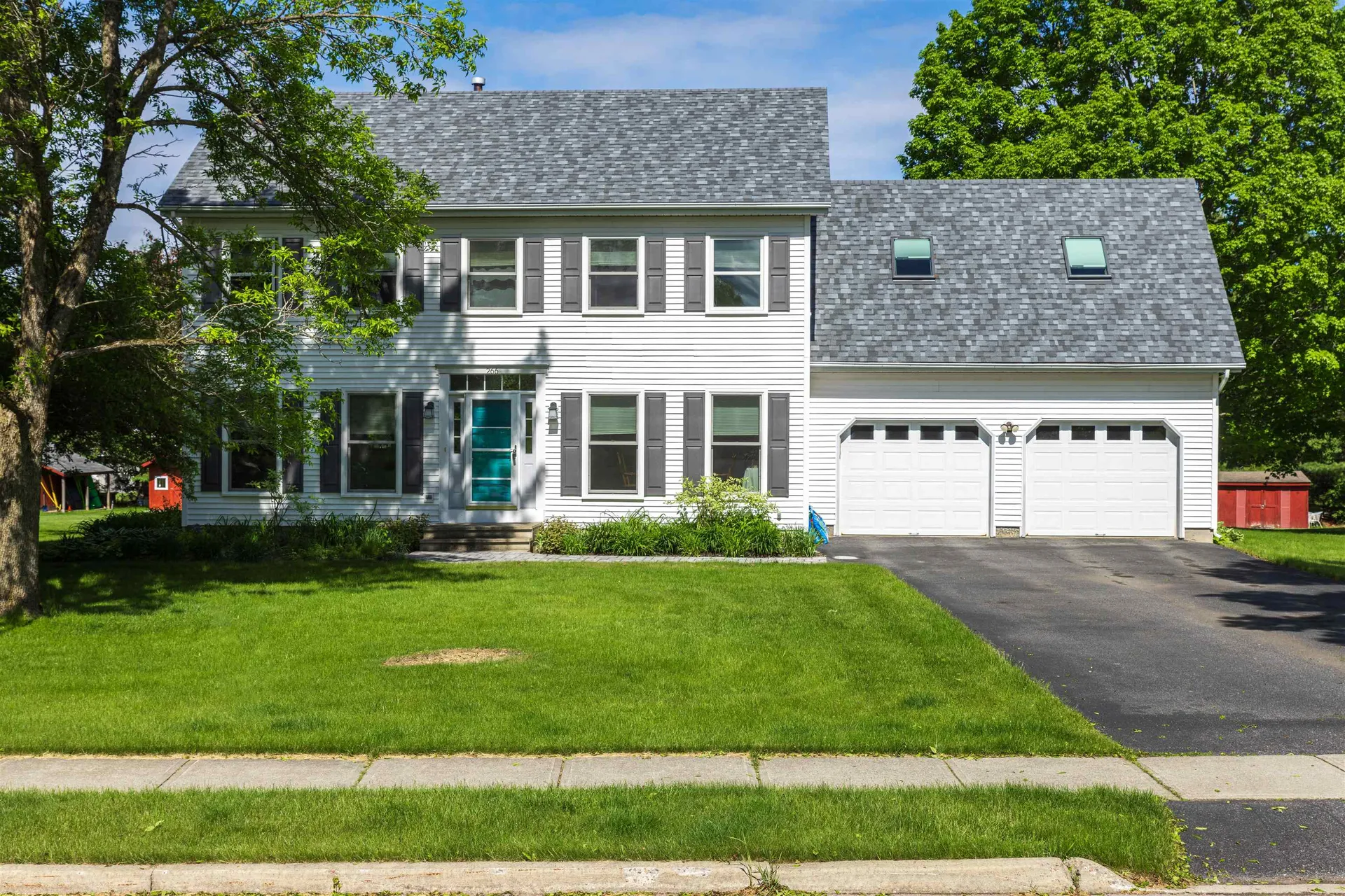 Williston VT, 266 Isham Circle