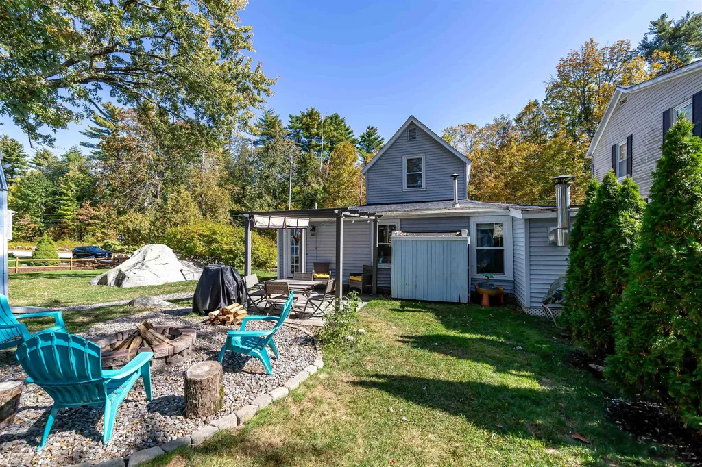 1936 Lake Shore Road Manchester NH 03109