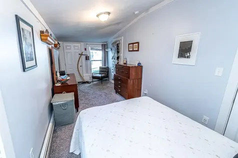 1936 Lake Shore Road Manchester NH 03109