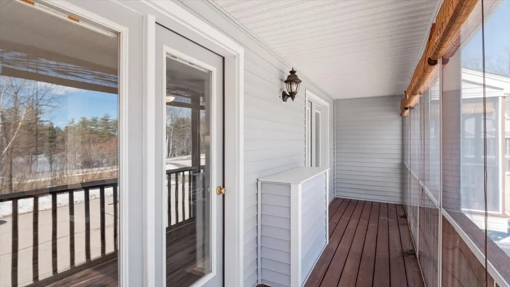 62 Collins Landing Road Weare NH 03281