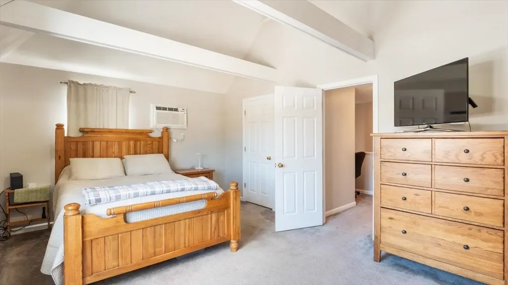 62 Collins Landing Road Weare NH 03281