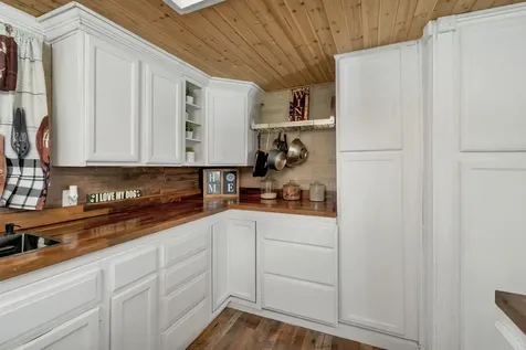 357 New Rye Road Epsom NH 03234