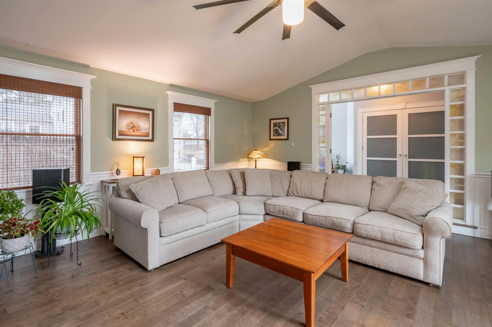 9 Rugby Road Nashua NH 03063