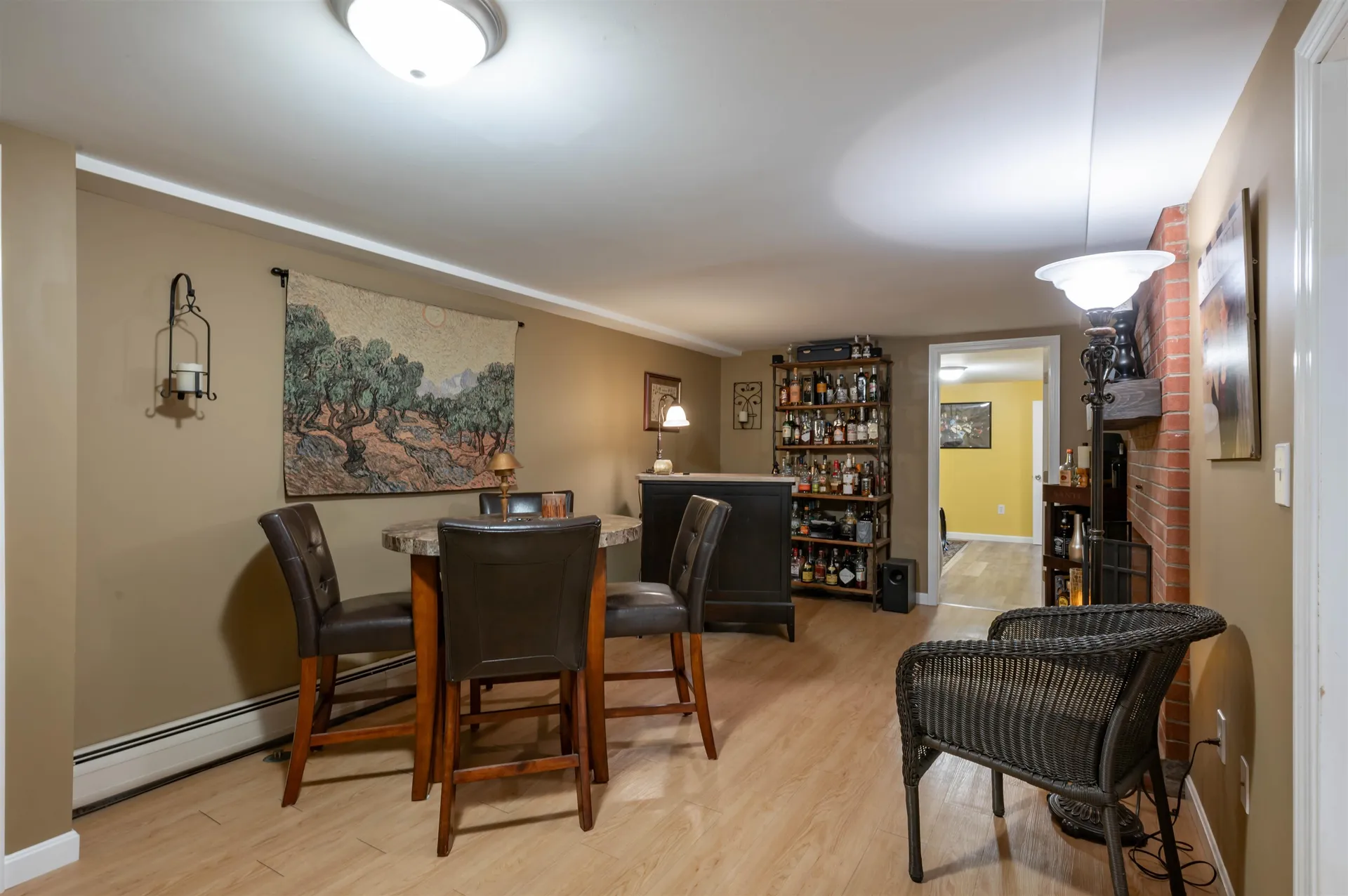 9 Rugby Road Nashua NH 03063