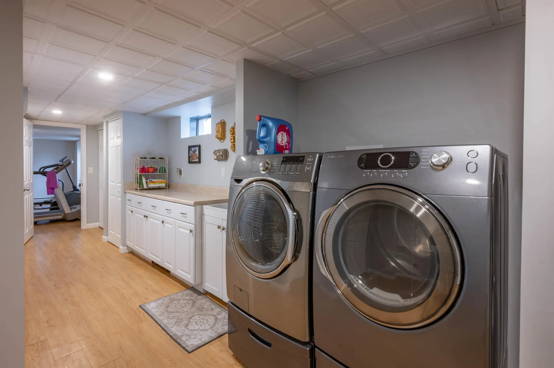 9 Rugby Road Nashua NH 03063