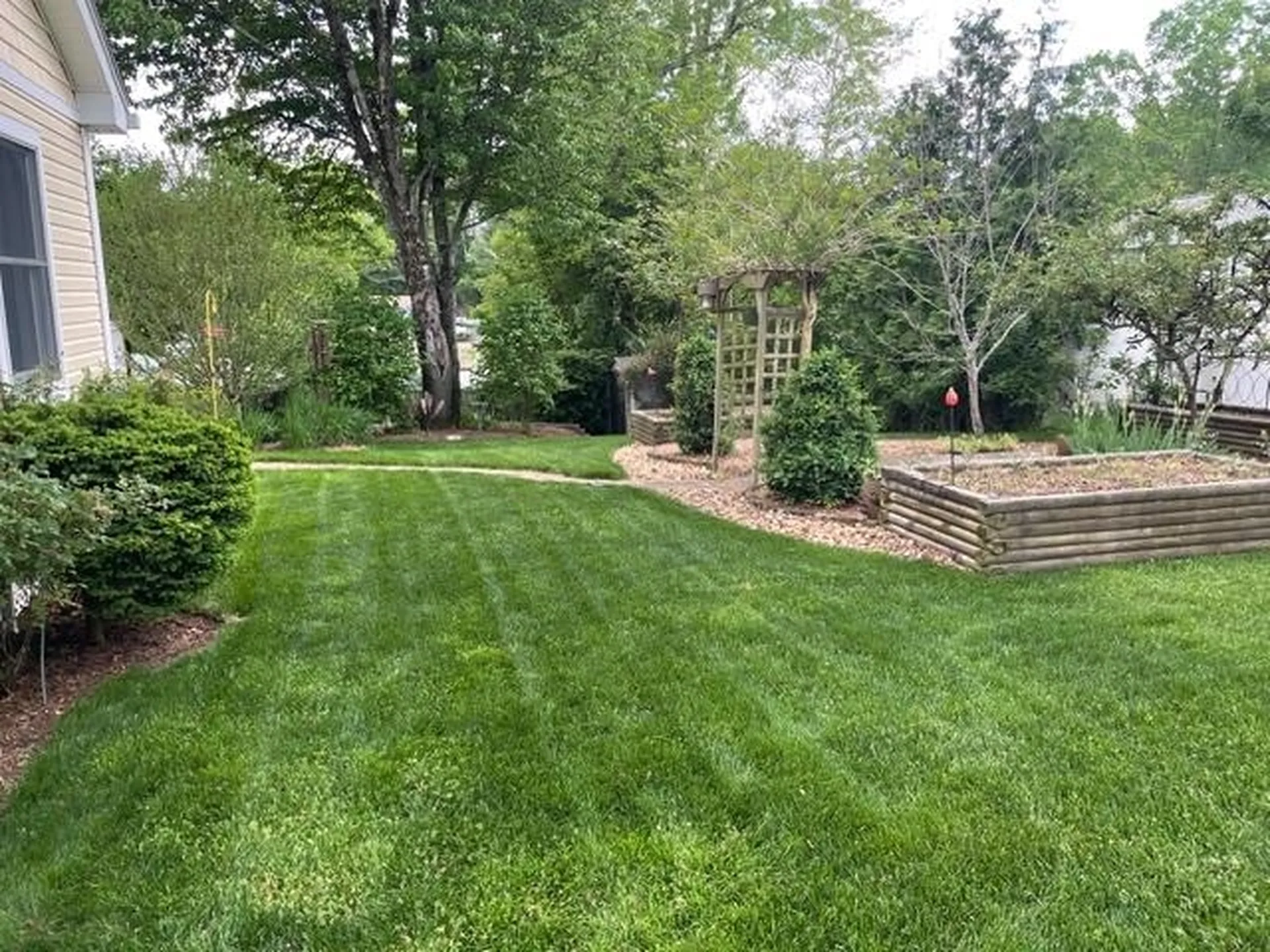 9 Rugby Road Nashua NH 03063