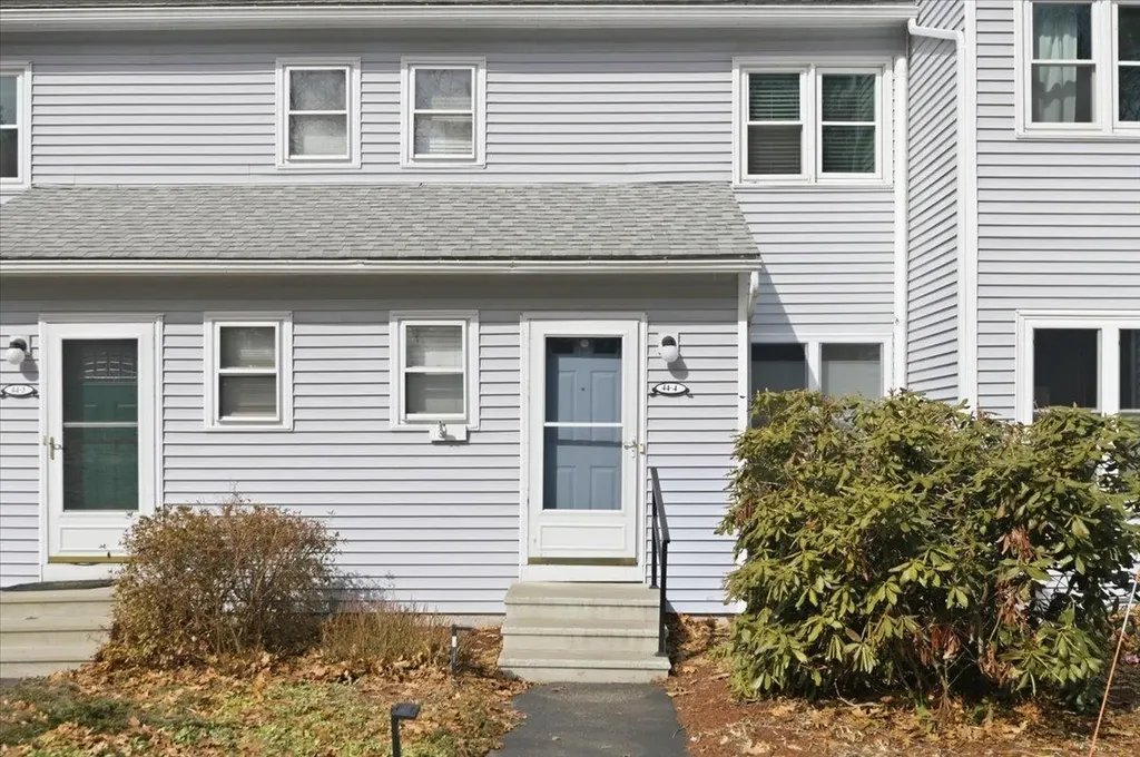 44 Commonwealth Drive Colchester VT 05446