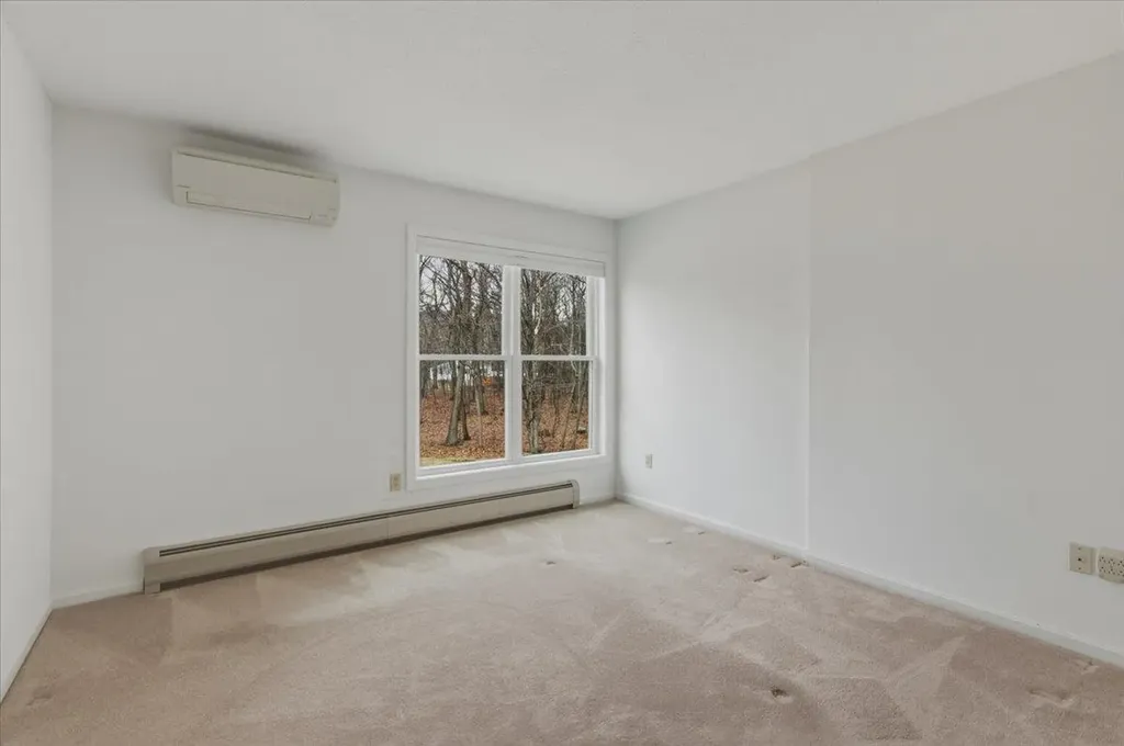 44 Commonwealth Drive Colchester VT 05446