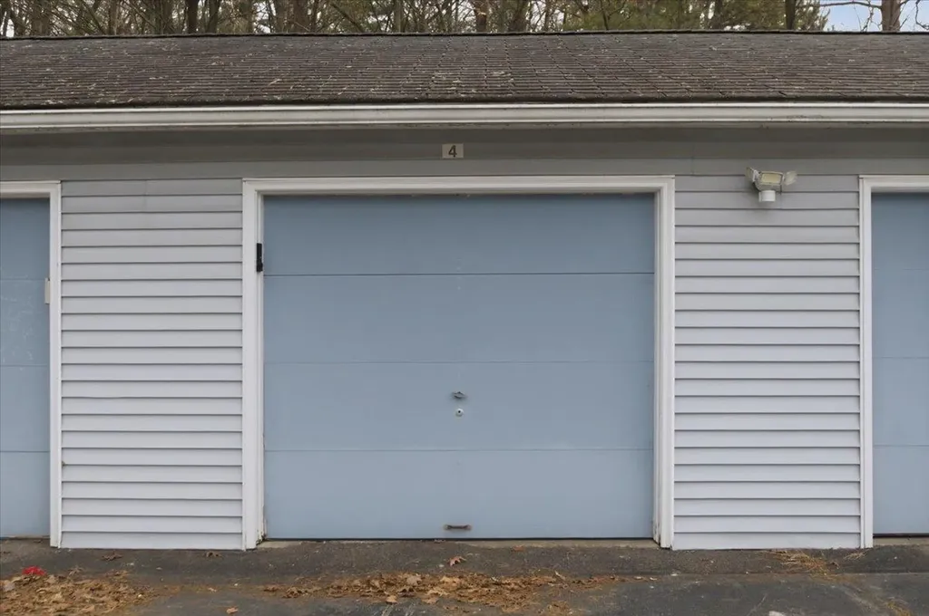 44 Commonwealth Drive Colchester VT 05446