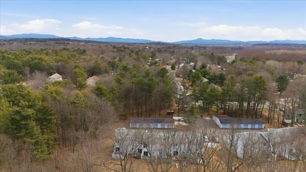 44 Commonwealth Drive Colchester VT 05446