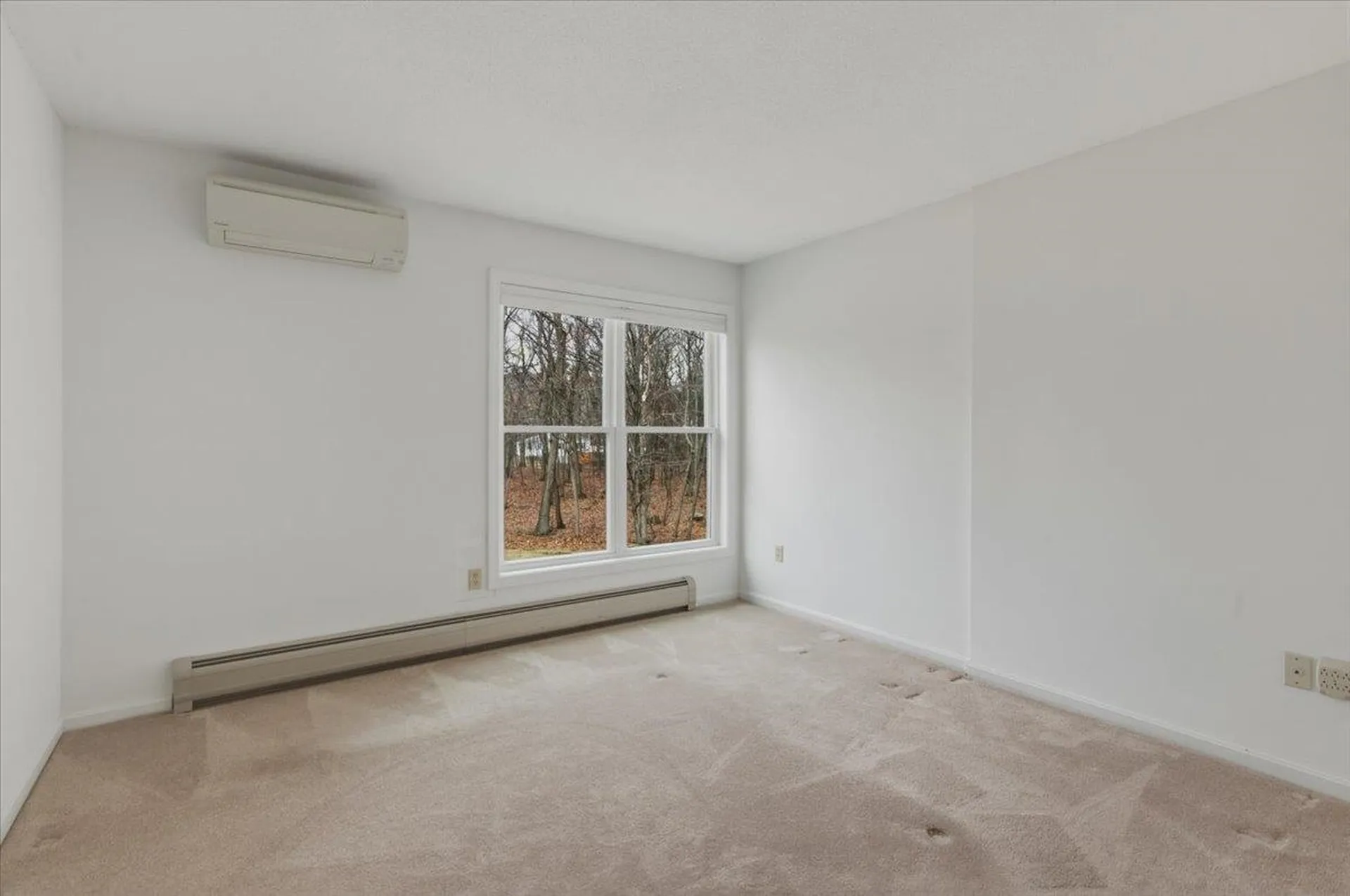 44 Commonwealth Drive Colchester VT 05446
