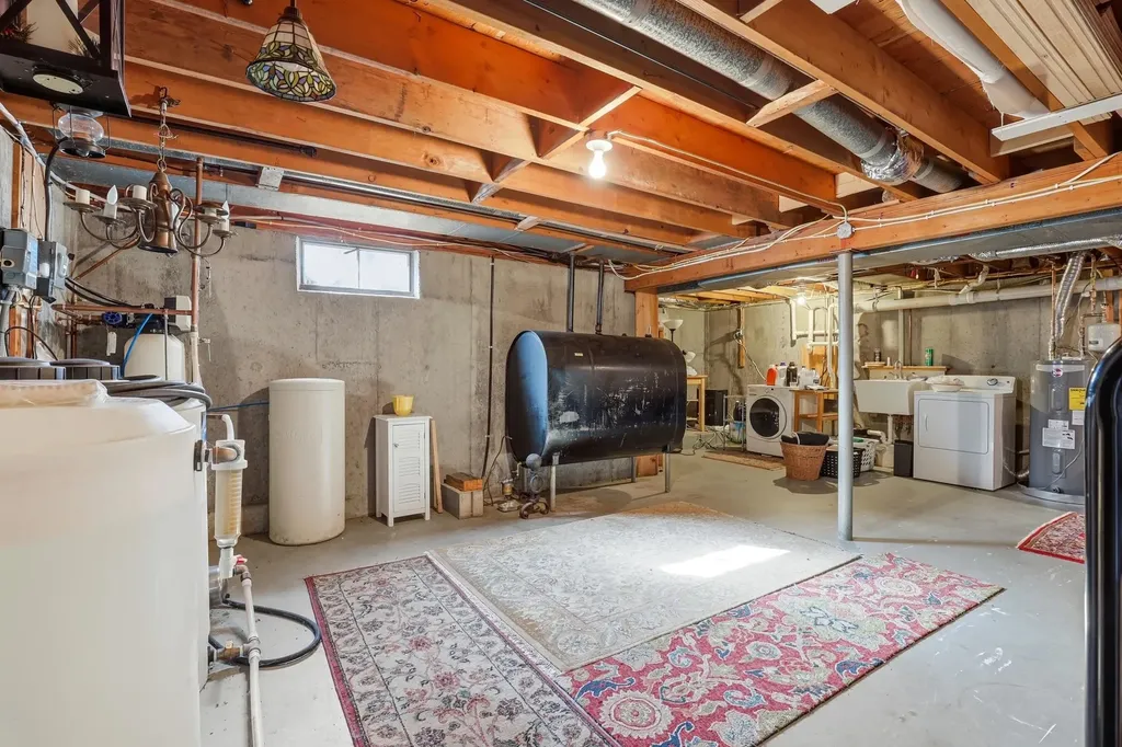 2 Steppingstone Road Bedford NH 03110