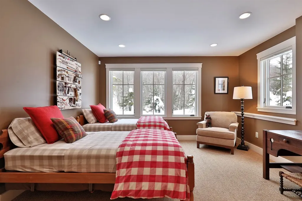 558 Trailview Drive Killington VT 05751