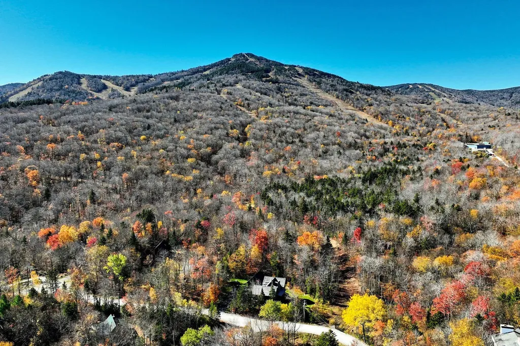 558 Trailview Drive Killington VT 05751