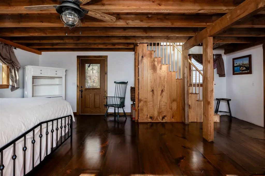 189 South Hedgehog Hill Road Unity NH 03773